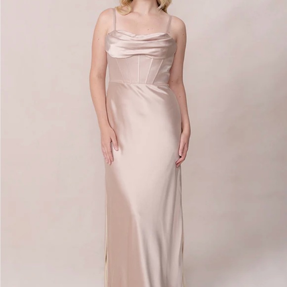 London Convertible Satin Dress - Revelry Sage Green - Picture 3 of 3